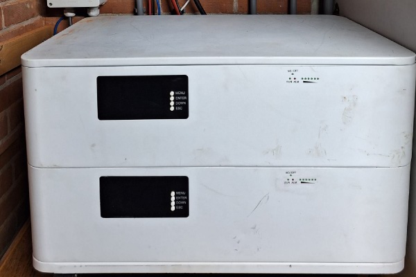 Installatie met 10 kw/h opslag